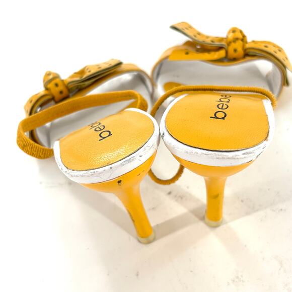Bebe Perforated Mules Heels 5.5 Yellow Leather Sandals Glam Cocktail Resort - Picture 3 of 6